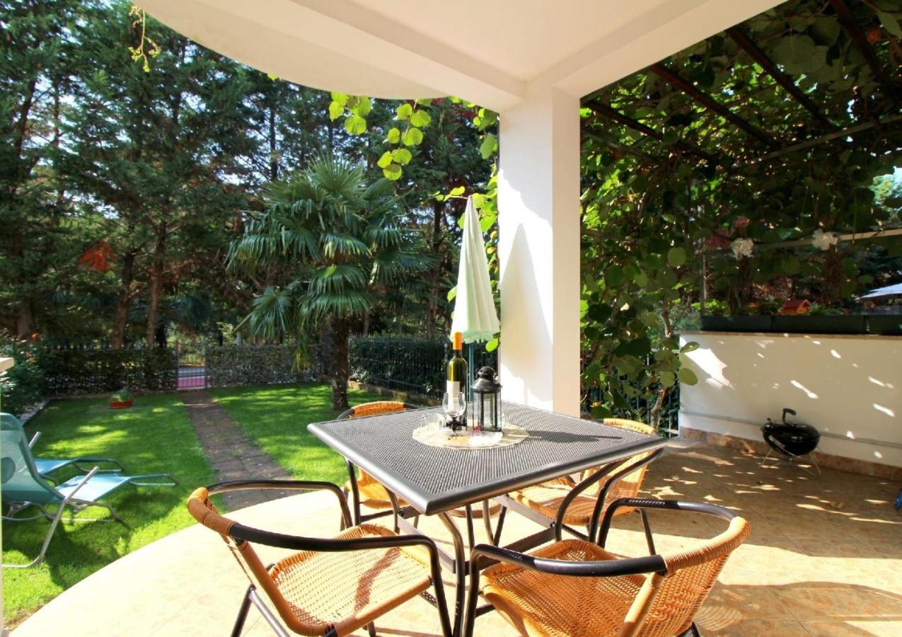 Ferienwohnung In Mit Eigenem Garten * Porec