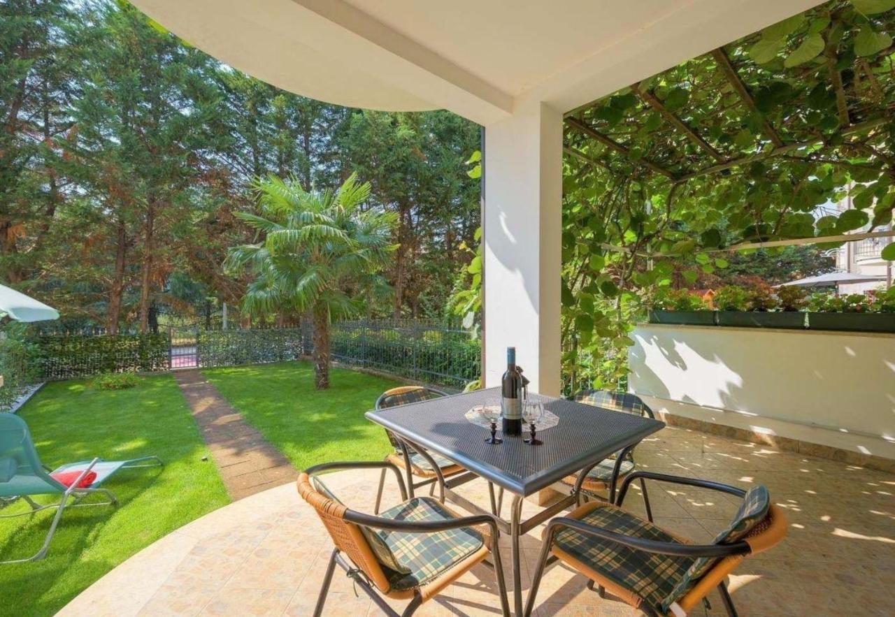 Ferienwohnung In Mit Eigenem Garten Apartmán Porec